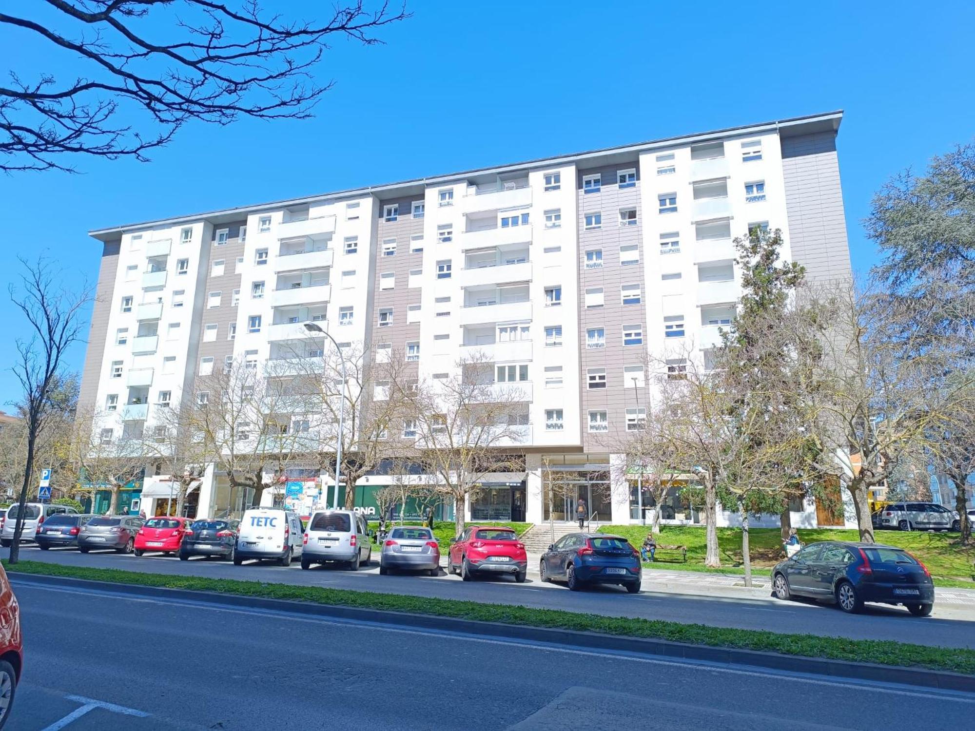 Los Sauces Pamplona Hospitales Universidad Baranain Exterior foto
